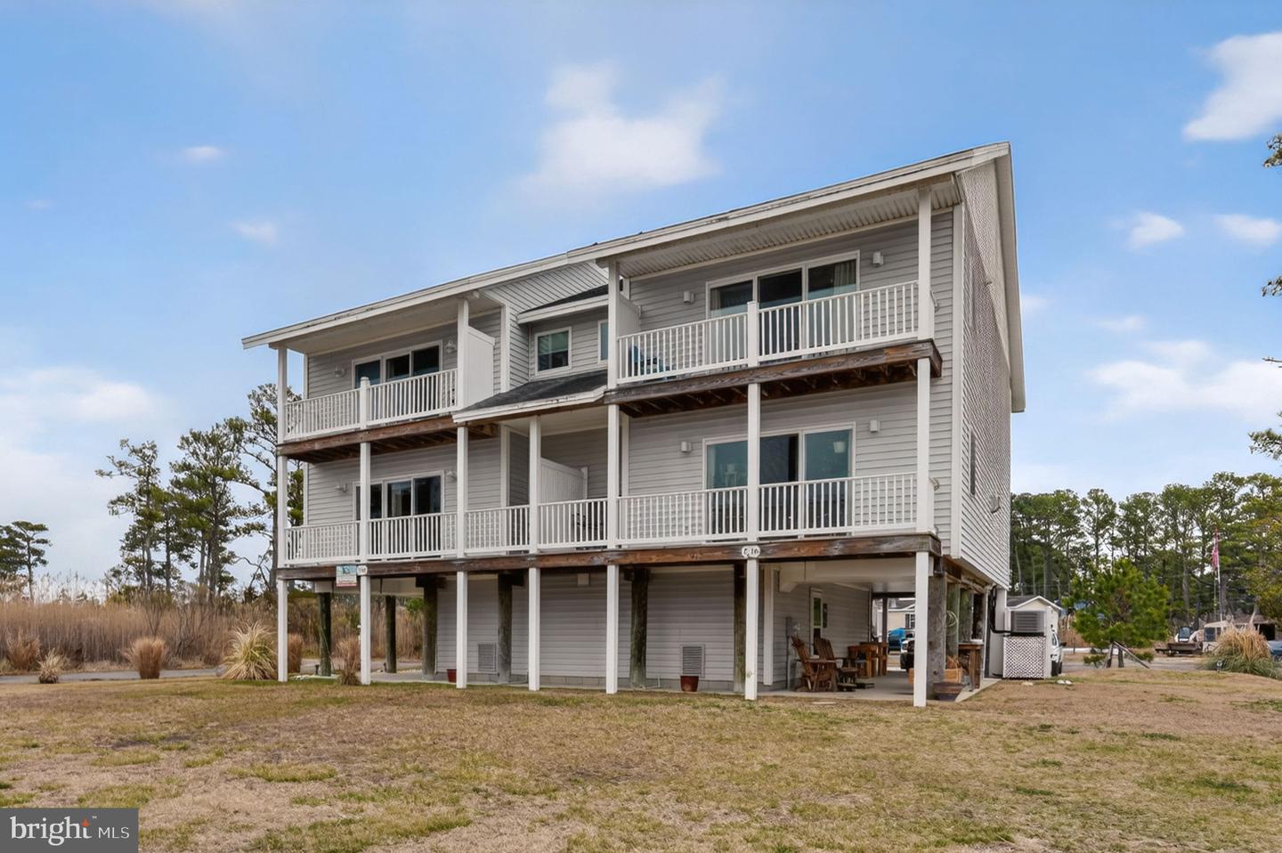 7518 DOE BAY LN, CHINCOTEAGUE ISLAND, Virginia 23336, 3 Bedrooms Bedrooms, ,2 BathroomsBathrooms,Residential,For sale,7518 DOE BAY LN,VAAC2002530 MLS # VAAC2002530