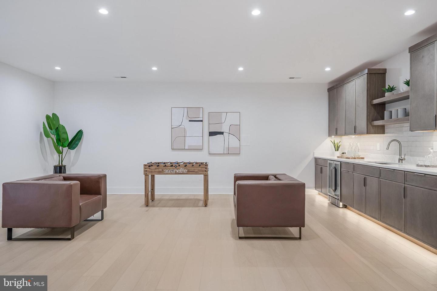 3215 COFER RD, FALLS CHURCH, Virginia 22042, 6 Bedrooms Bedrooms, ,6 BathroomsBathrooms,Residential,For sale,3215 COFER RD,VAFX2286434 MLS # VAFX2286434