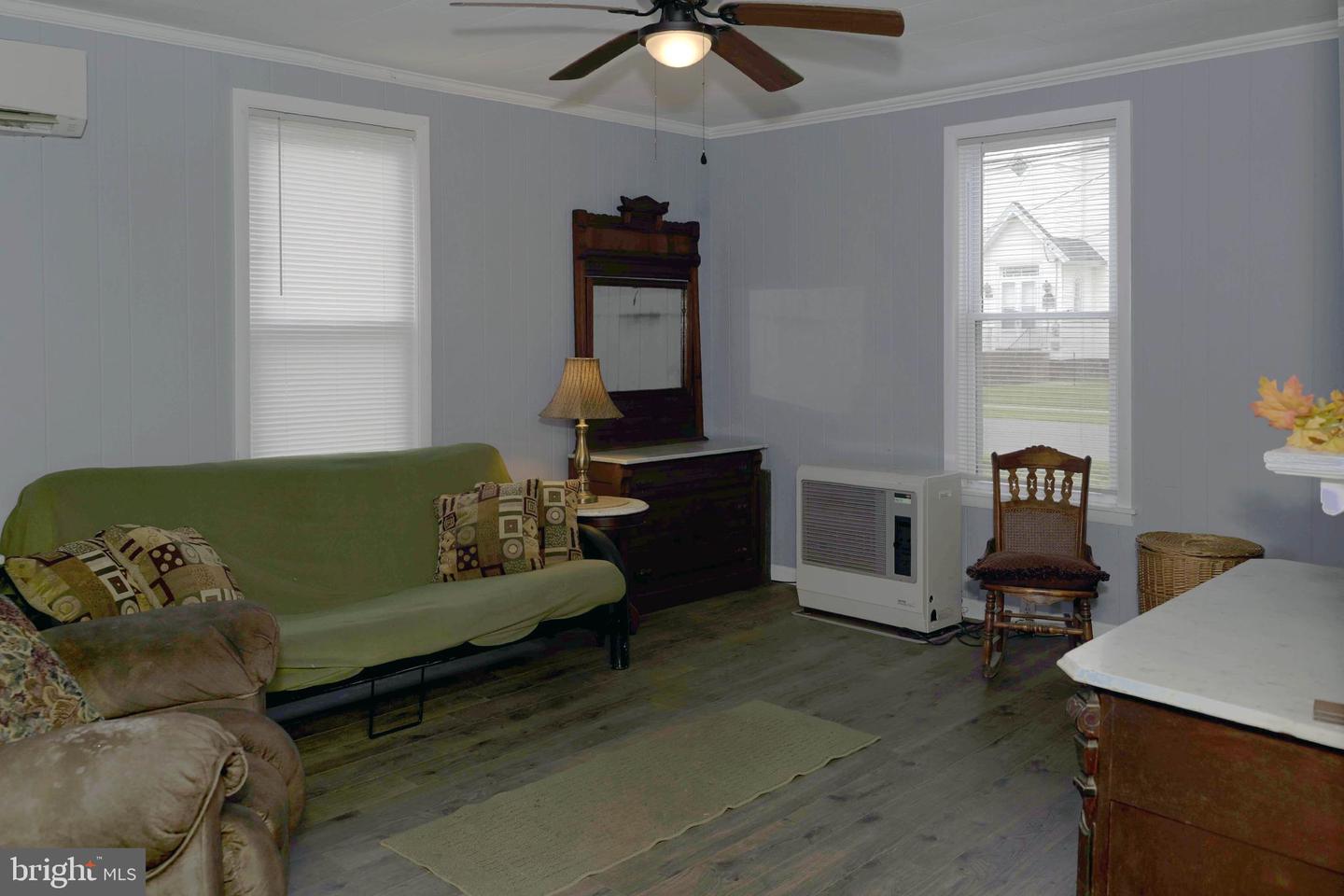 25588 SHORE MAIN DR, BLOXOM, Virginia 23308, 3 Bedrooms Bedrooms, ,2 BathroomsBathrooms,Residential,For sale,25588 SHORE MAIN DR,VAAC2002268 MLS # VAAC2002268