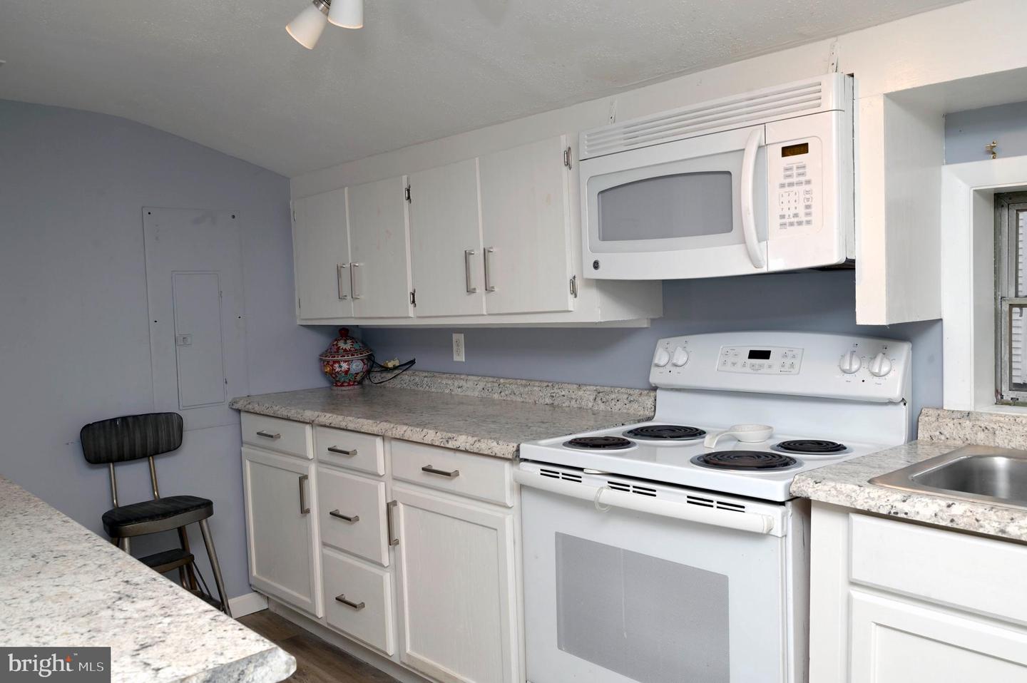 25588 SHORE MAIN DR, BLOXOM, Virginia 23308, 3 Bedrooms Bedrooms, ,2 BathroomsBathrooms,Residential,For sale,25588 SHORE MAIN DR,VAAC2002268 MLS # VAAC2002268