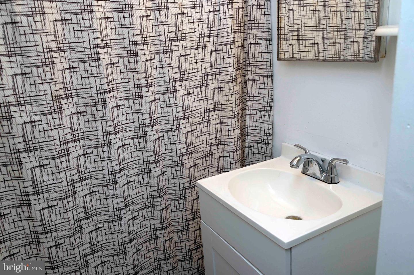 25588 SHORE MAIN DR, BLOXOM, Virginia 23308, 3 Bedrooms Bedrooms, ,2 BathroomsBathrooms,Residential,For sale,25588 SHORE MAIN DR,VAAC2002268 MLS # VAAC2002268