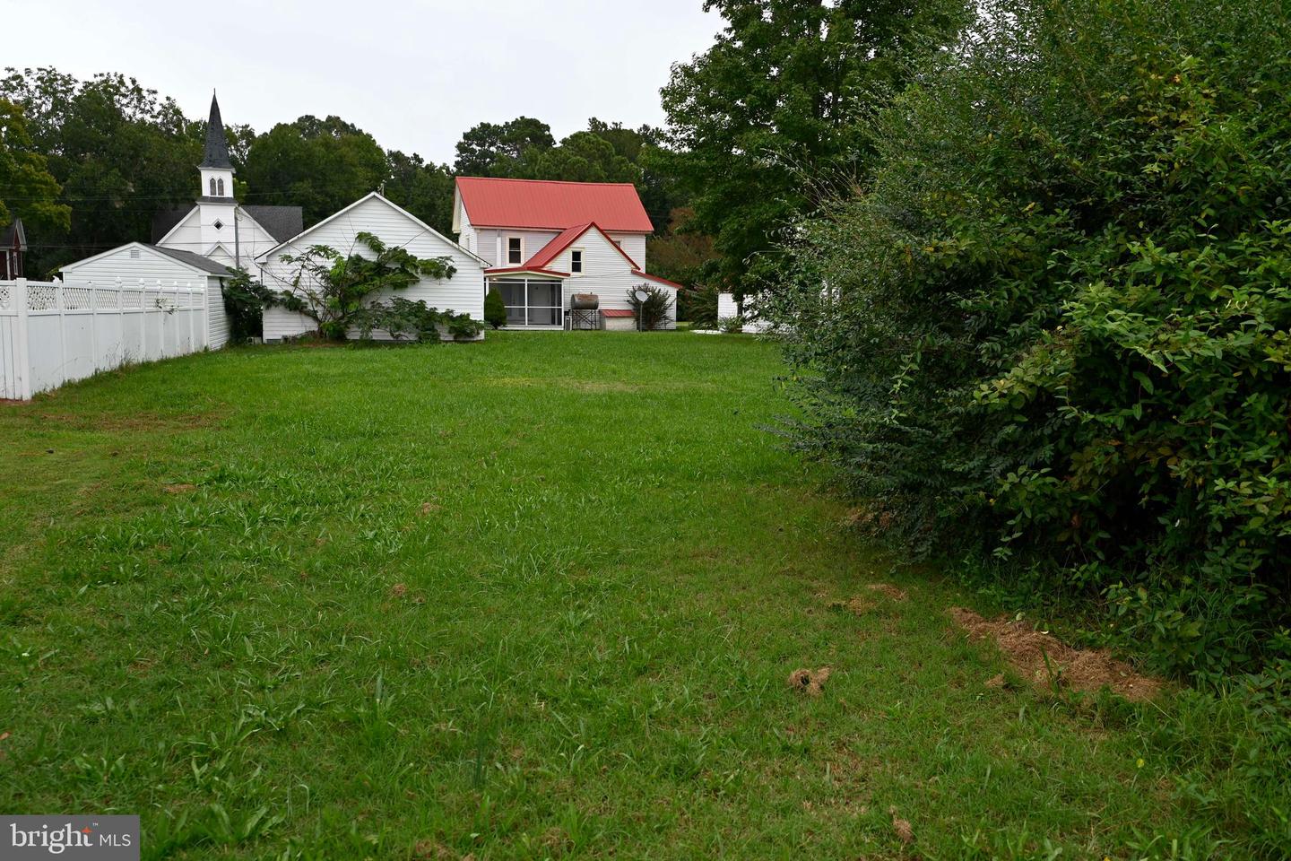 25588 SHORE MAIN DR, BLOXOM, Virginia 23308, 3 Bedrooms Bedrooms, ,2 BathroomsBathrooms,Residential,For sale,25588 SHORE MAIN DR,VAAC2002268 MLS # VAAC2002268