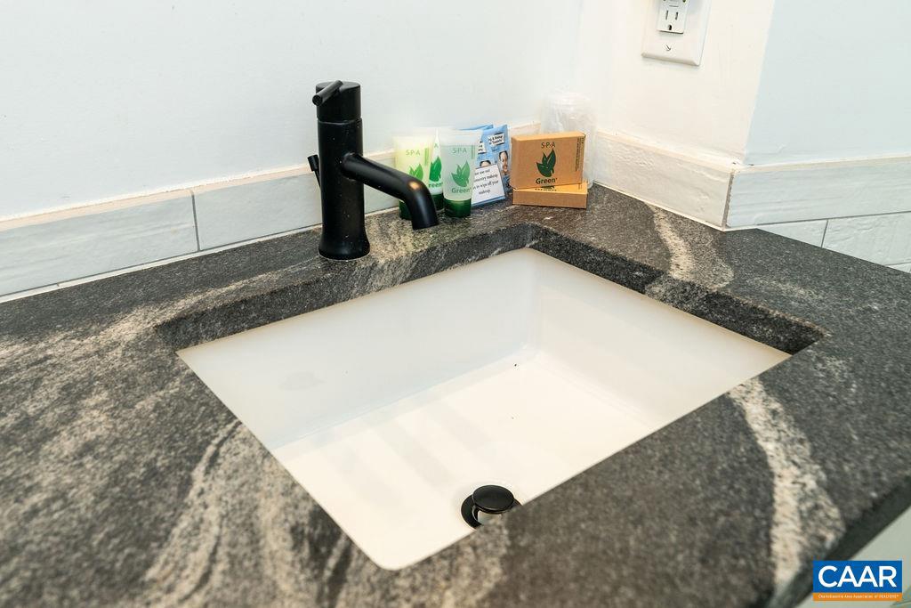 163 MOUNTAIN INN CONDOS, WINTERGREEN RESORT, Virginia 22967, 1 Bedroom Bedrooms, ,1 BathroomBathrooms,Residential,For sale,163 MOUNTAIN INN CONDOS,669795 MLS # 669795