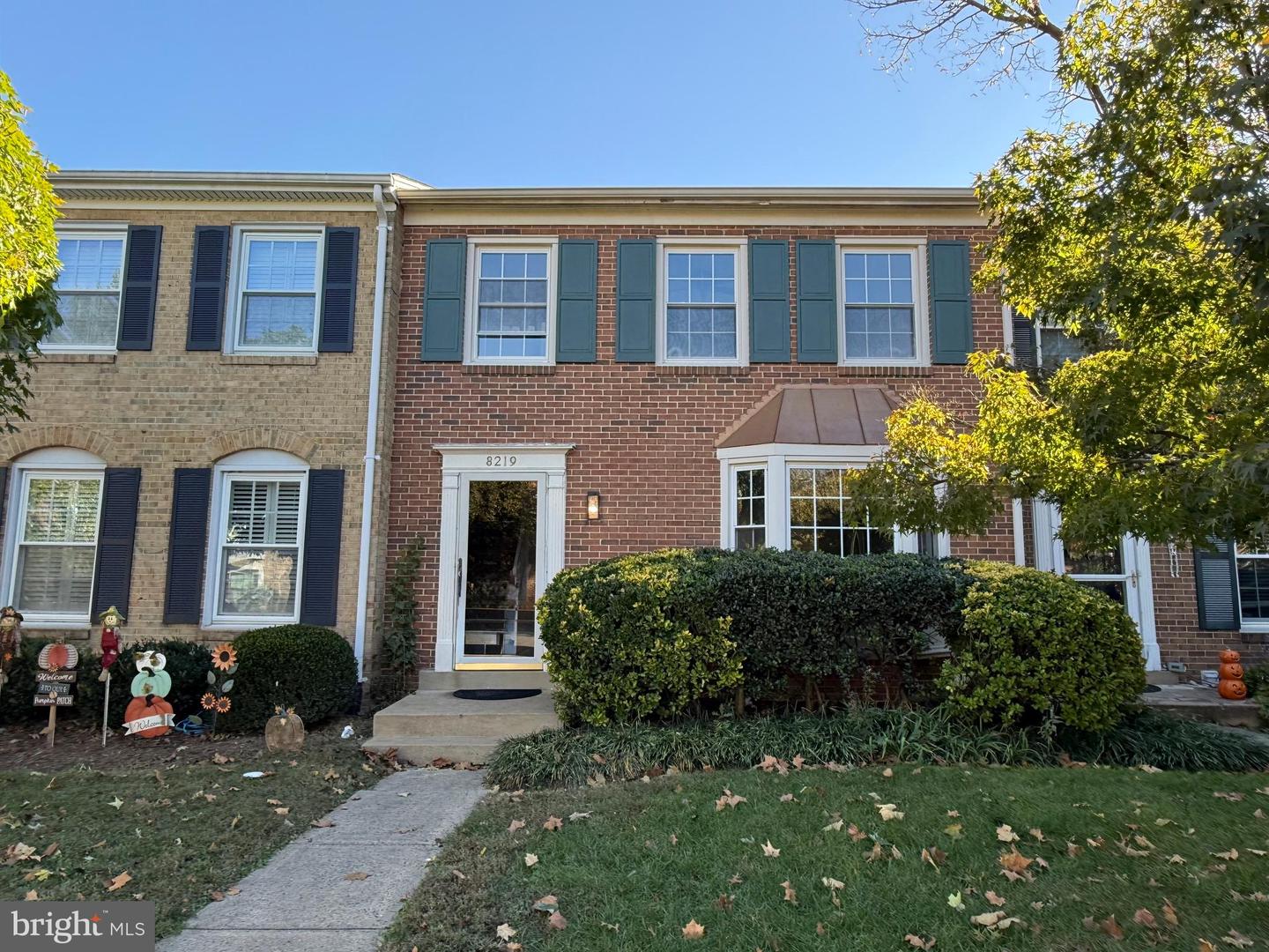 8219 DOCTOR CRAIK CT, ALEXANDRIA, Virginia 22306, 3 Bedrooms Bedrooms, ,3 BathroomsBathrooms,Residential,For sale,8219 DOCTOR CRAIK CT,VAFX2275002 MLS # VAFX2275002