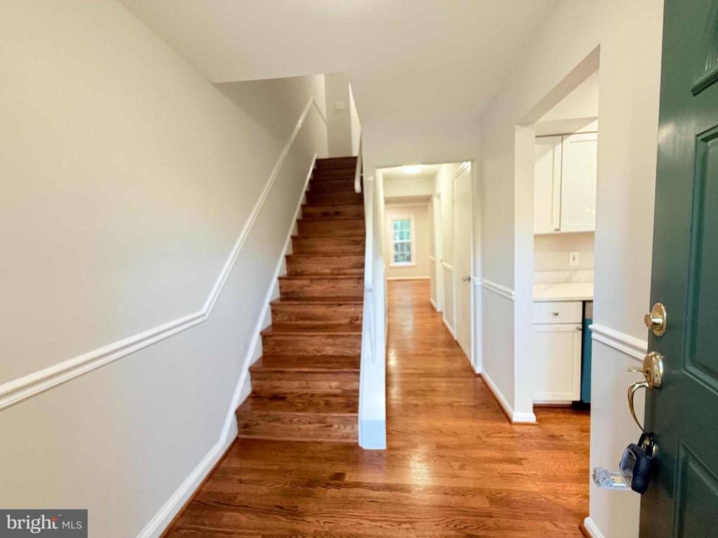 8219 DOCTOR CRAIK CT, ALEXANDRIA, Virginia 22306, 3 Bedrooms Bedrooms, ,3 BathroomsBathrooms,Residential,For sale,8219 DOCTOR CRAIK CT,VAFX2275002 MLS # VAFX2275002
