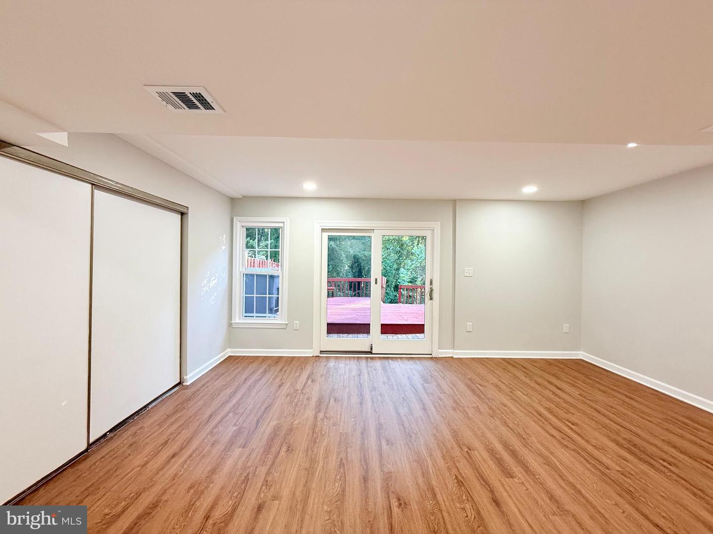 8219 DOCTOR CRAIK CT, ALEXANDRIA, Virginia 22306, 3 Bedrooms Bedrooms, ,3 BathroomsBathrooms,Residential,For sale,8219 DOCTOR CRAIK CT,VAFX2275002 MLS # VAFX2275002