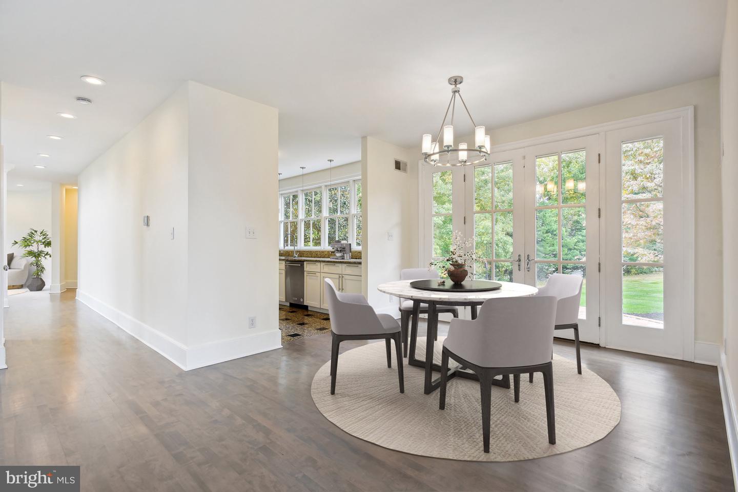 10747 RIVERSCAPE RUN, GREAT FALLS, Virginia 22066, 4 Bedrooms Bedrooms, ,5 BathroomsBathrooms,Residential,For sale,10747 RIVERSCAPE RUN,VAFX2275130 MLS # VAFX2275130