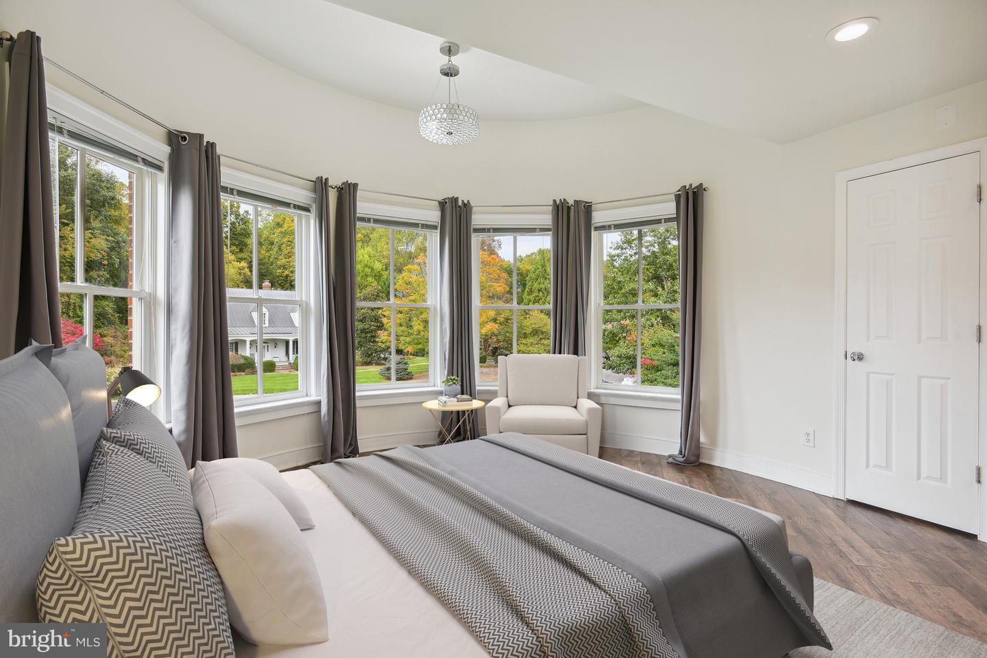 10747 RIVERSCAPE RUN, GREAT FALLS, Virginia 22066, 4 Bedrooms Bedrooms, ,5 BathroomsBathrooms,Residential,For sale,10747 RIVERSCAPE RUN,VAFX2275130 MLS # VAFX2275130