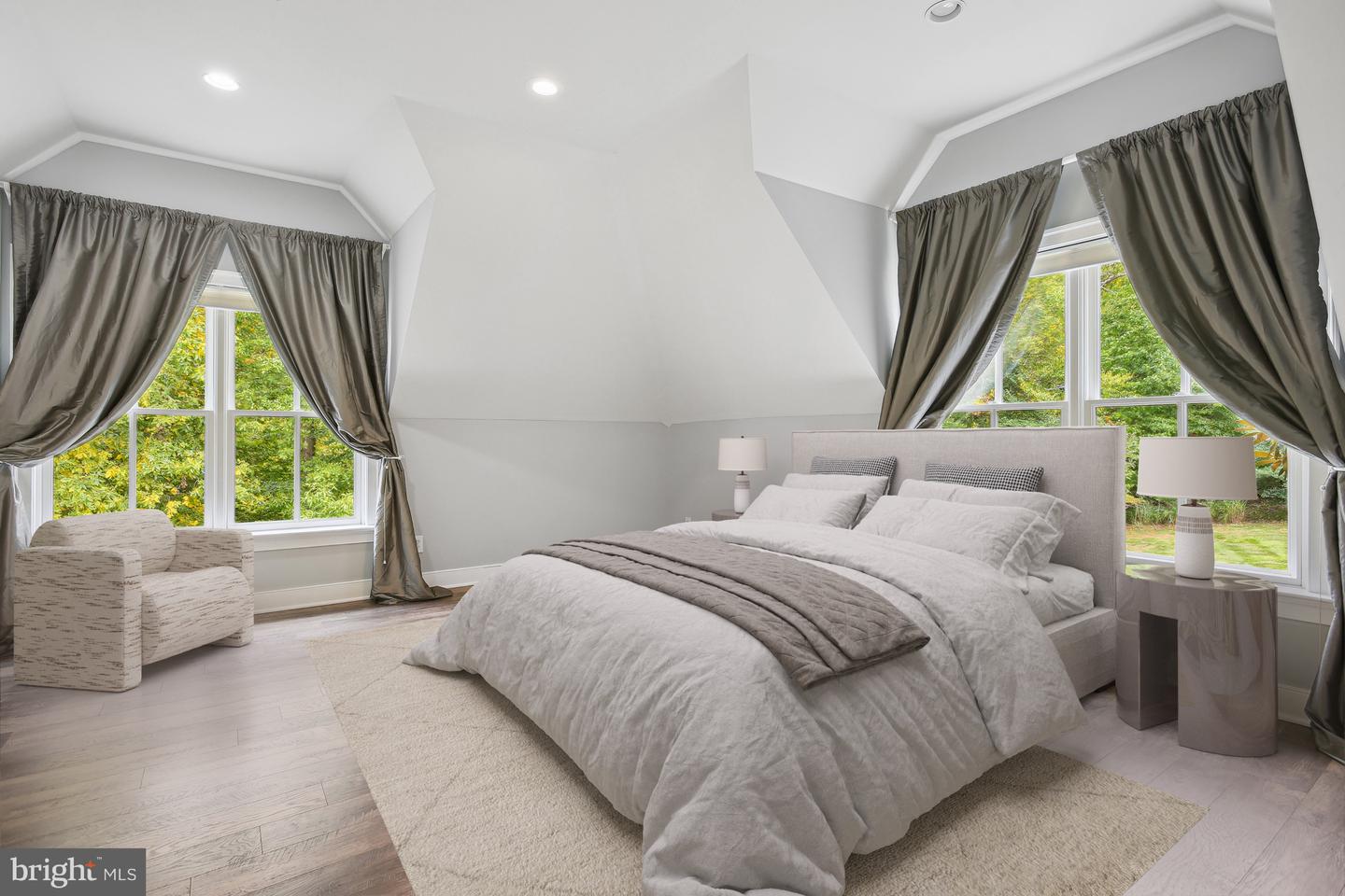 10747 RIVERSCAPE RUN, GREAT FALLS, Virginia 22066, 4 Bedrooms Bedrooms, ,5 BathroomsBathrooms,Residential,For sale,10747 RIVERSCAPE RUN,VAFX2275130 MLS # VAFX2275130