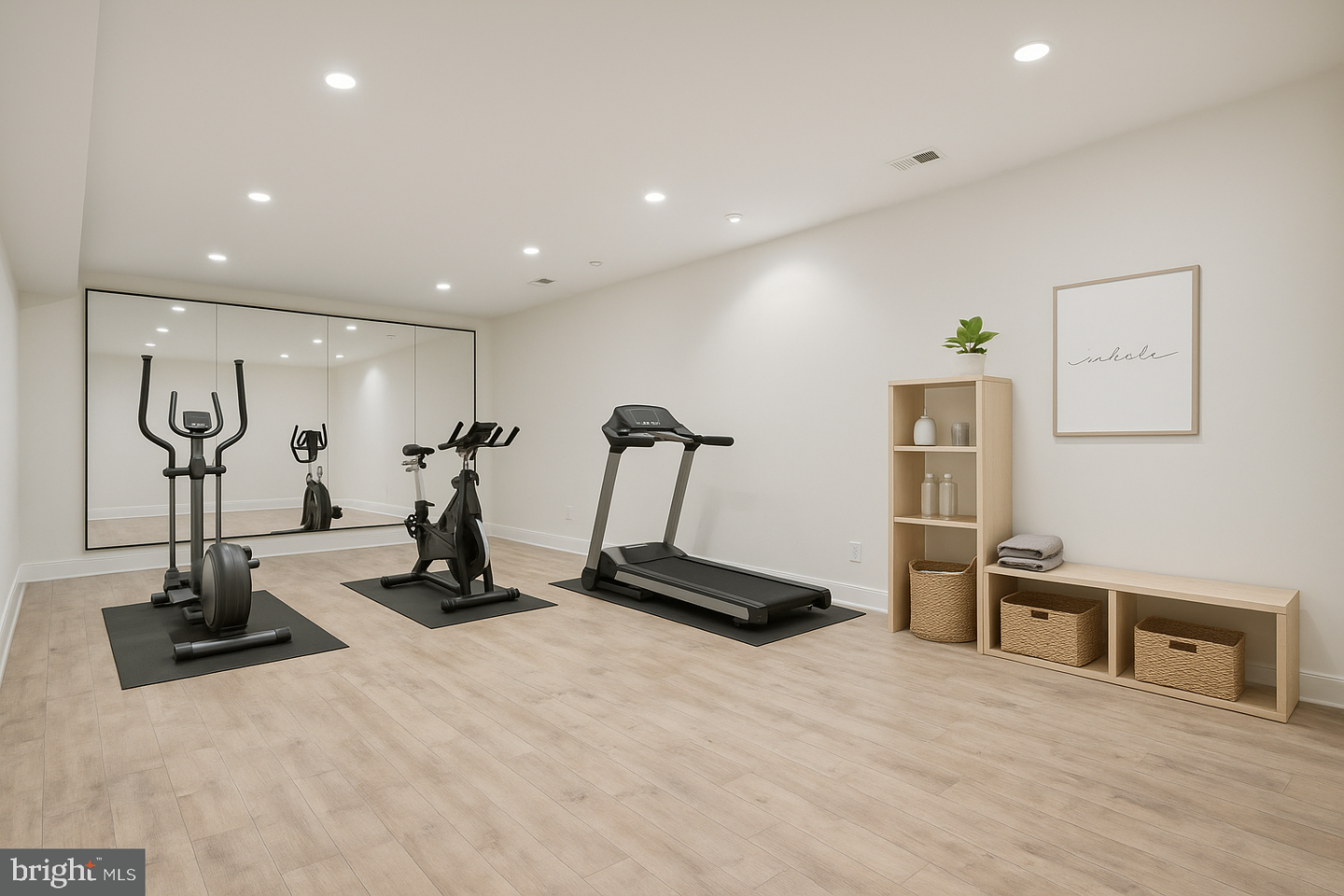 10747 RIVERSCAPE RUN, GREAT FALLS, Virginia 22066, 4 Bedrooms Bedrooms, ,5 BathroomsBathrooms,Residential,For sale,10747 RIVERSCAPE RUN,VAFX2275130 MLS # VAFX2275130