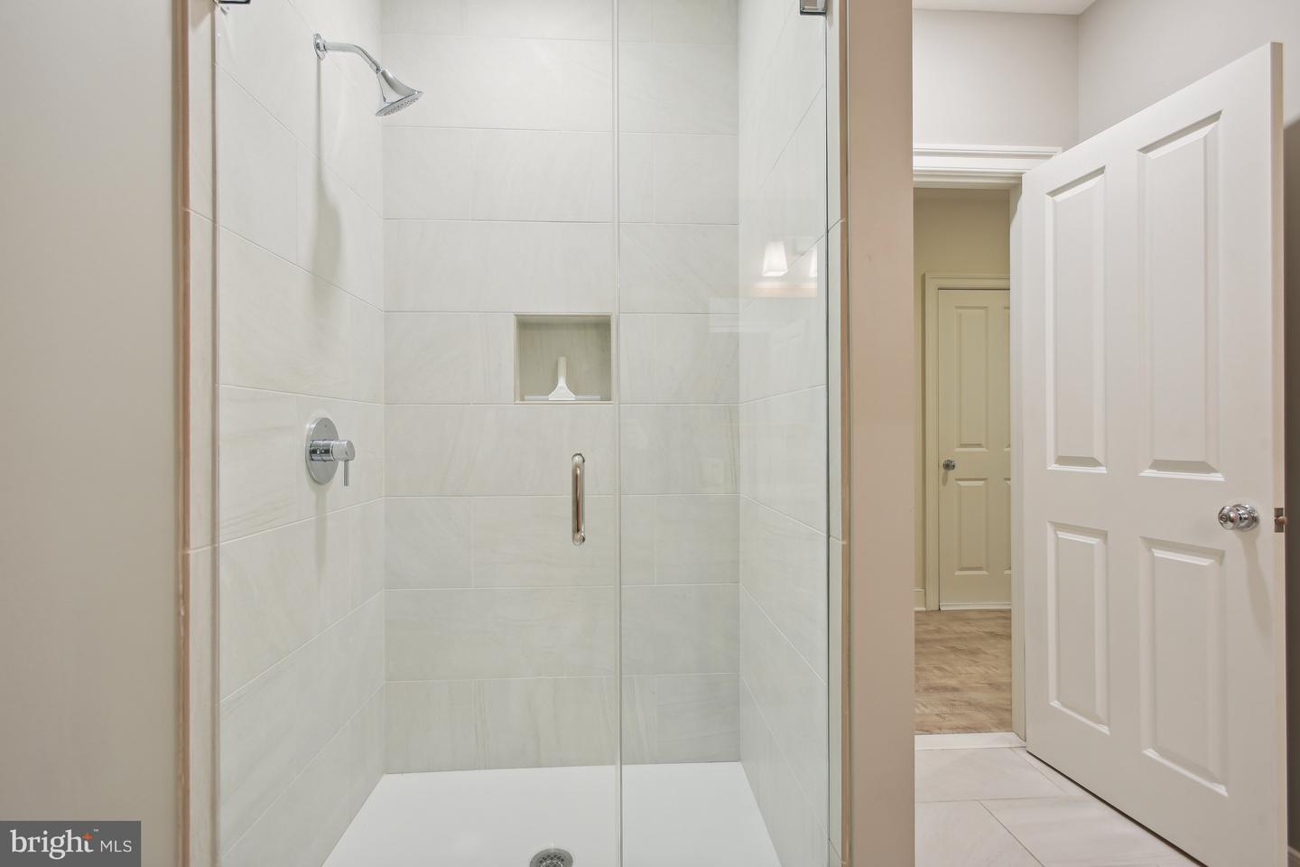 10747 RIVERSCAPE RUN, GREAT FALLS, Virginia 22066, 4 Bedrooms Bedrooms, ,5 BathroomsBathrooms,Residential,For sale,10747 RIVERSCAPE RUN,VAFX2275130 MLS # VAFX2275130