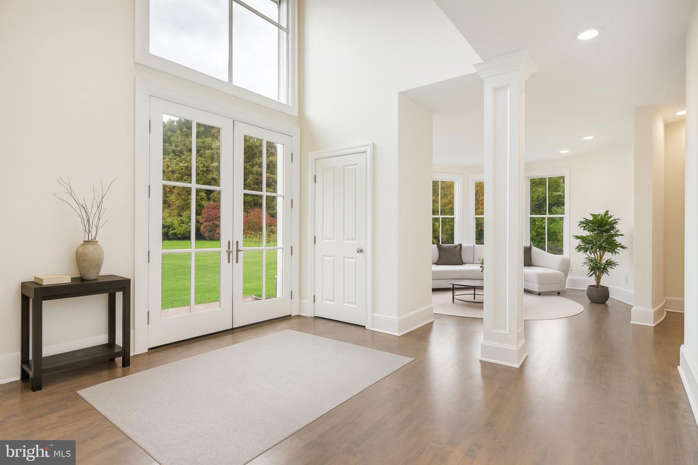 10747 RIVERSCAPE RUN, GREAT FALLS, Virginia 22066, 4 Bedrooms Bedrooms, ,5 BathroomsBathrooms,Residential,For sale,10747 RIVERSCAPE RUN,VAFX2275130 MLS # VAFX2275130