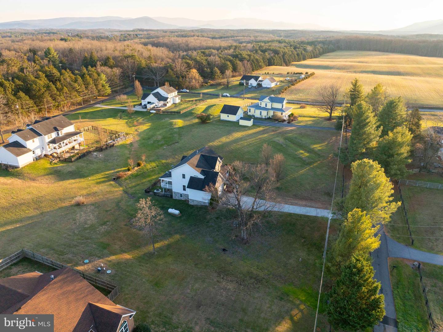 76 KATIE LN, MIDDLETOWN, Virginia 22645, 6 Bedrooms Bedrooms, ,3 BathroomsBathrooms,Residential,For sale,76 KATIE LN,VAWR2012638 MLS # VAWR2012638