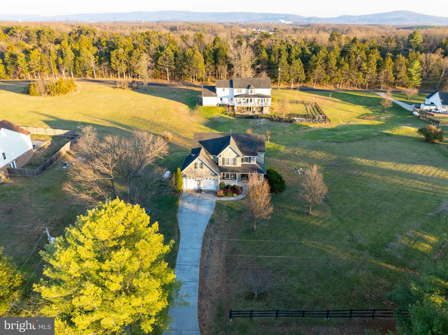 76 KATIE LN, MIDDLETOWN, Virginia 22645, 6 Bedrooms Bedrooms, ,3 BathroomsBathrooms,Residential,For sale,76 KATIE LN,VAWR2012638 MLS # VAWR2012638