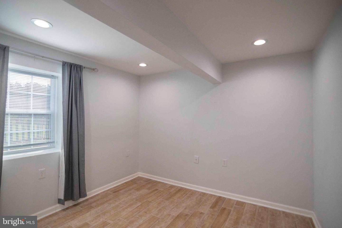 76 KATIE LN, MIDDLETOWN, Virginia 22645, 6 Bedrooms Bedrooms, ,3 BathroomsBathrooms,Residential,For sale,76 KATIE LN,VAWR2012638 MLS # VAWR2012638