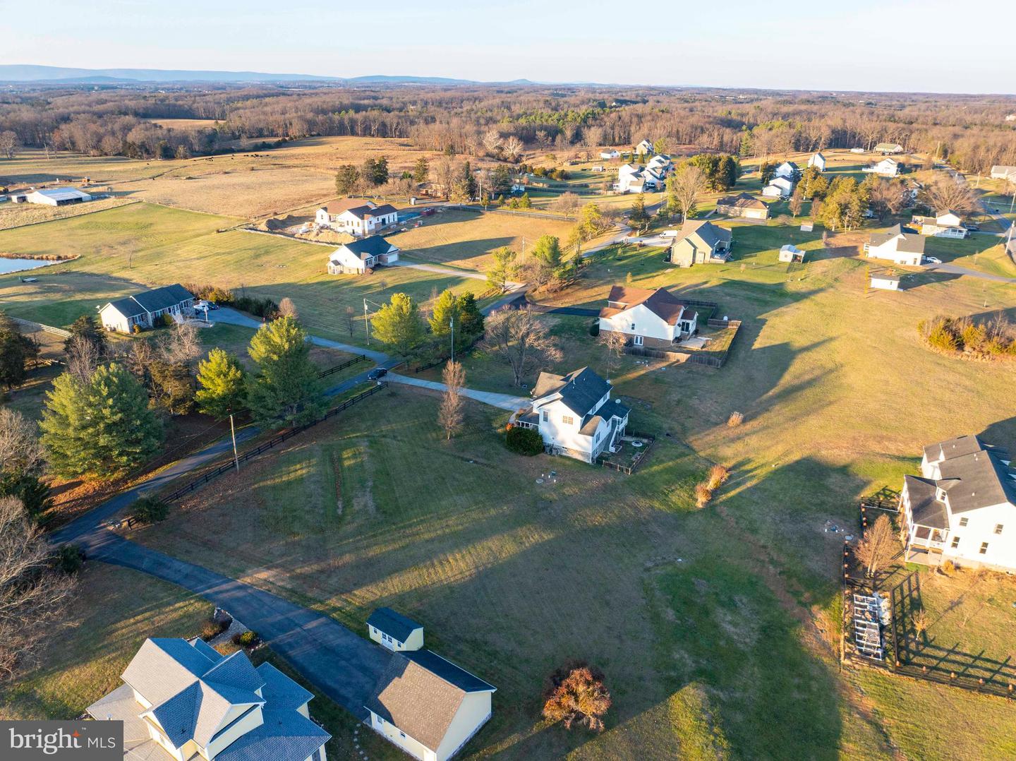 76 KATIE LN, MIDDLETOWN, Virginia 22645, 6 Bedrooms Bedrooms, ,3 BathroomsBathrooms,Residential,For sale,76 KATIE LN,VAWR2012638 MLS # VAWR2012638