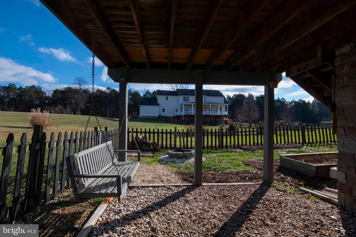 76 KATIE LN, MIDDLETOWN, Virginia 22645, 6 Bedrooms Bedrooms, ,3 BathroomsBathrooms,Residential,For sale,76 KATIE LN,VAWR2012638 MLS # VAWR2012638