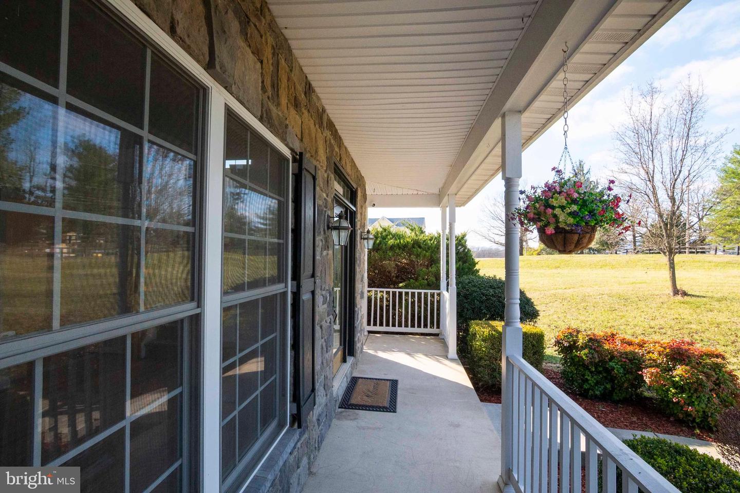 76 KATIE LN, MIDDLETOWN, Virginia 22645, 6 Bedrooms Bedrooms, ,3 BathroomsBathrooms,Residential,For sale,76 KATIE LN,VAWR2012638 MLS # VAWR2012638