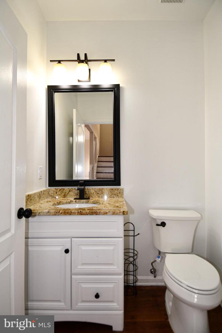 26005 HARTWOOD DR, CHANTILLY, Virginia 20152, 4 Bedrooms Bedrooms, 8 Rooms Rooms,3 BathroomsBathrooms,Residential,For sale,26005 HARTWOOD DR,VALO2110130 MLS # VALO2110130