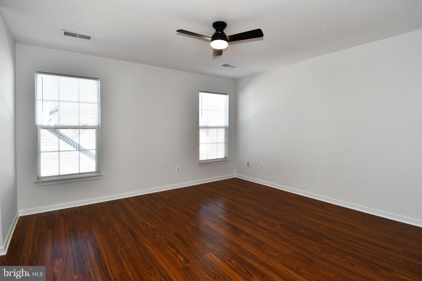 26005 HARTWOOD DR, CHANTILLY, Virginia 20152, 4 Bedrooms Bedrooms, 8 Rooms Rooms,3 BathroomsBathrooms,Residential,For sale,26005 HARTWOOD DR,VALO2110130 MLS # VALO2110130