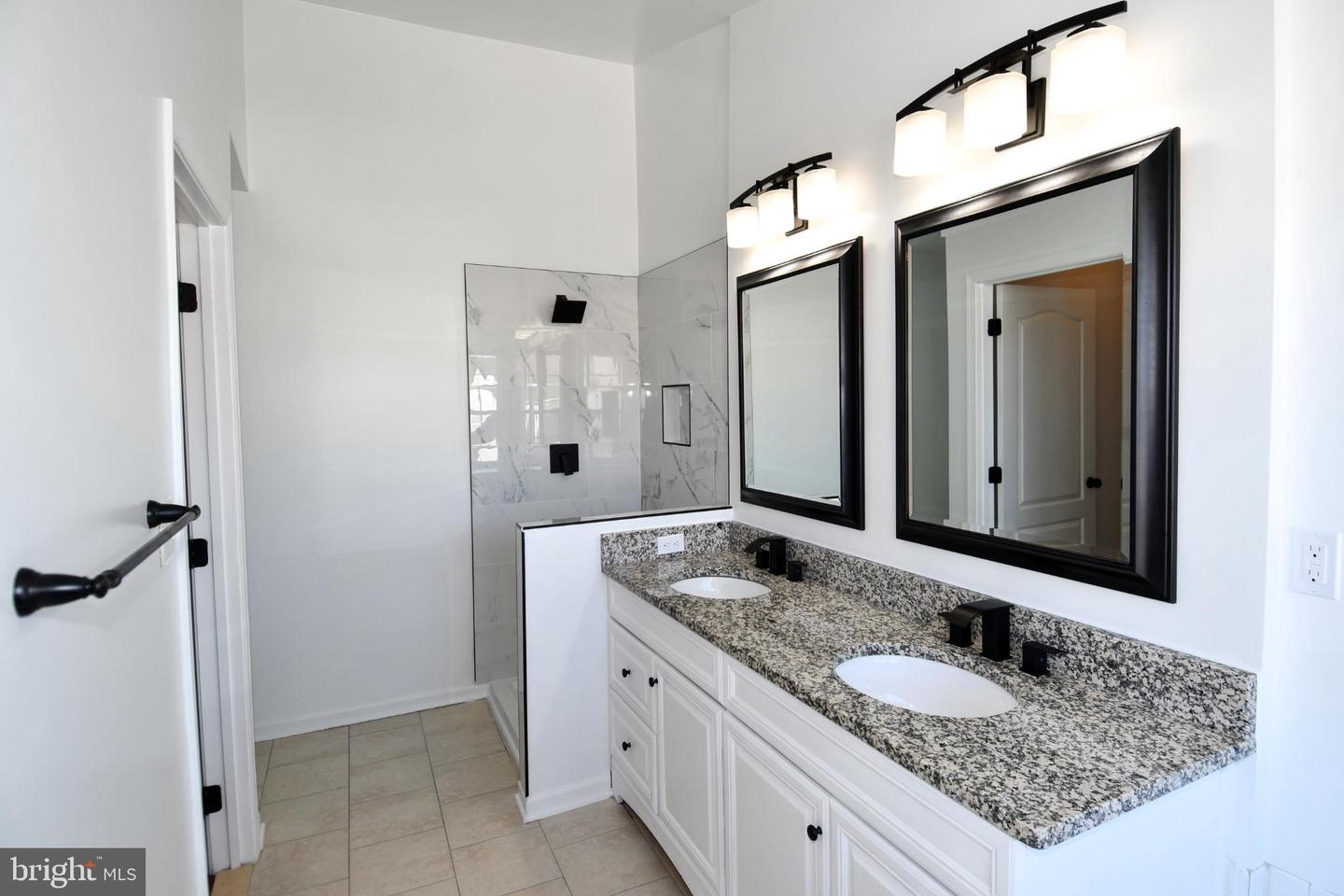 26005 HARTWOOD DR, CHANTILLY, Virginia 20152, 4 Bedrooms Bedrooms, 8 Rooms Rooms,3 BathroomsBathrooms,Residential,For sale,26005 HARTWOOD DR,VALO2110130 MLS # VALO2110130