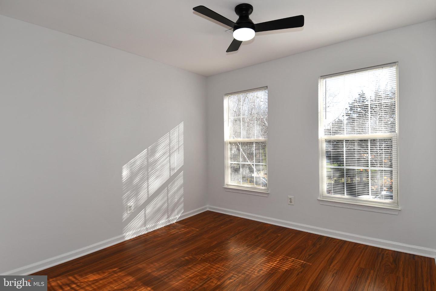 26005 HARTWOOD DR, CHANTILLY, Virginia 20152, 4 Bedrooms Bedrooms, 8 Rooms Rooms,3 BathroomsBathrooms,Residential,For sale,26005 HARTWOOD DR,VALO2110130 MLS # VALO2110130