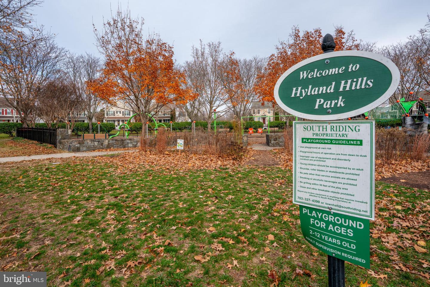 26005 HARTWOOD DR, CHANTILLY, Virginia 20152, 4 Bedrooms Bedrooms, 8 Rooms Rooms,3 BathroomsBathrooms,Residential,For sale,26005 HARTWOOD DR,VALO2110130 MLS # VALO2110130