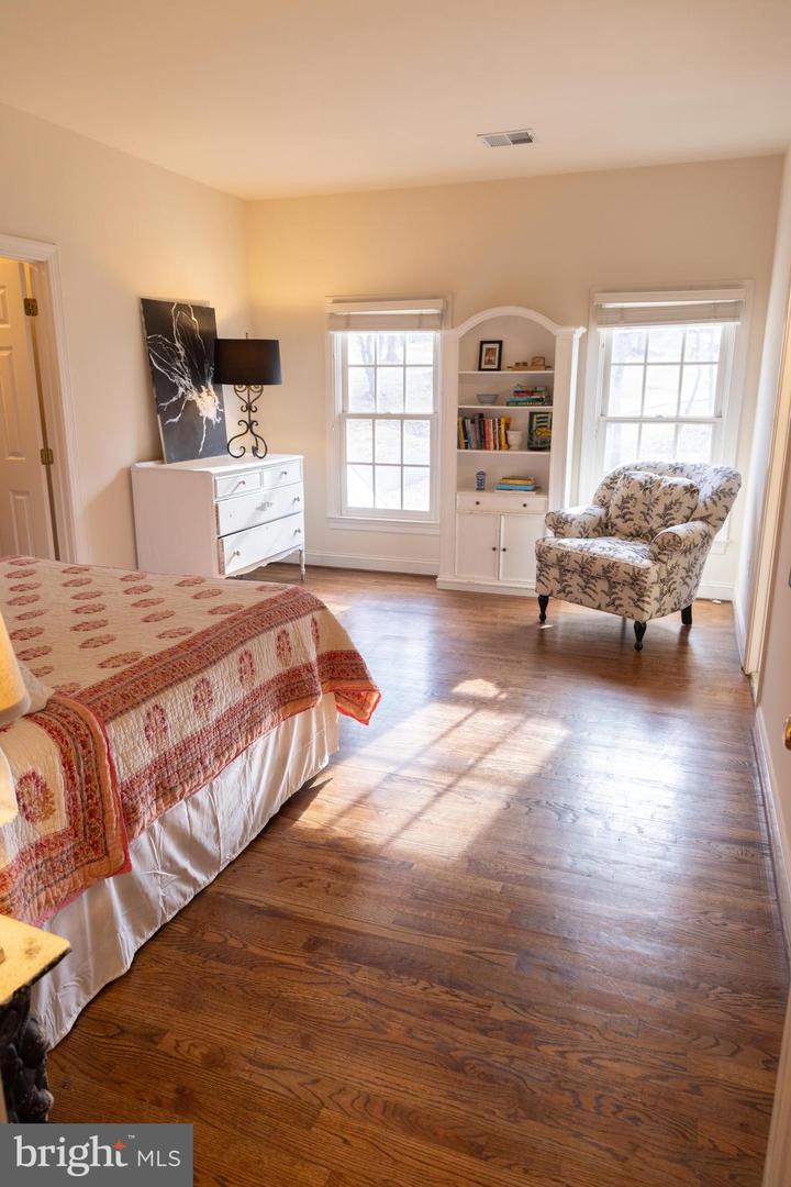 7150 KENTHURST LN, THE PLAINS, Virginia 20198, 5 Bedrooms Bedrooms, ,4 BathroomsBathrooms,Residential,For sale,7150 KENTHURST LN,VAFQ2019590 MLS # VAFQ2019590