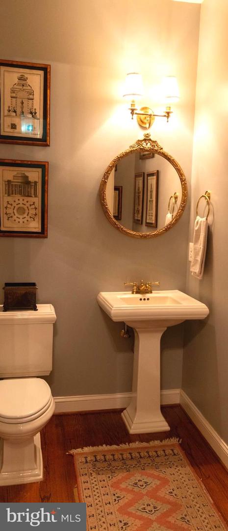 7150 KENTHURST LN, THE PLAINS, Virginia 20198, 5 Bedrooms Bedrooms, ,4 BathroomsBathrooms,Residential,For sale,7150 KENTHURST LN,VAFQ2019590 MLS # VAFQ2019590