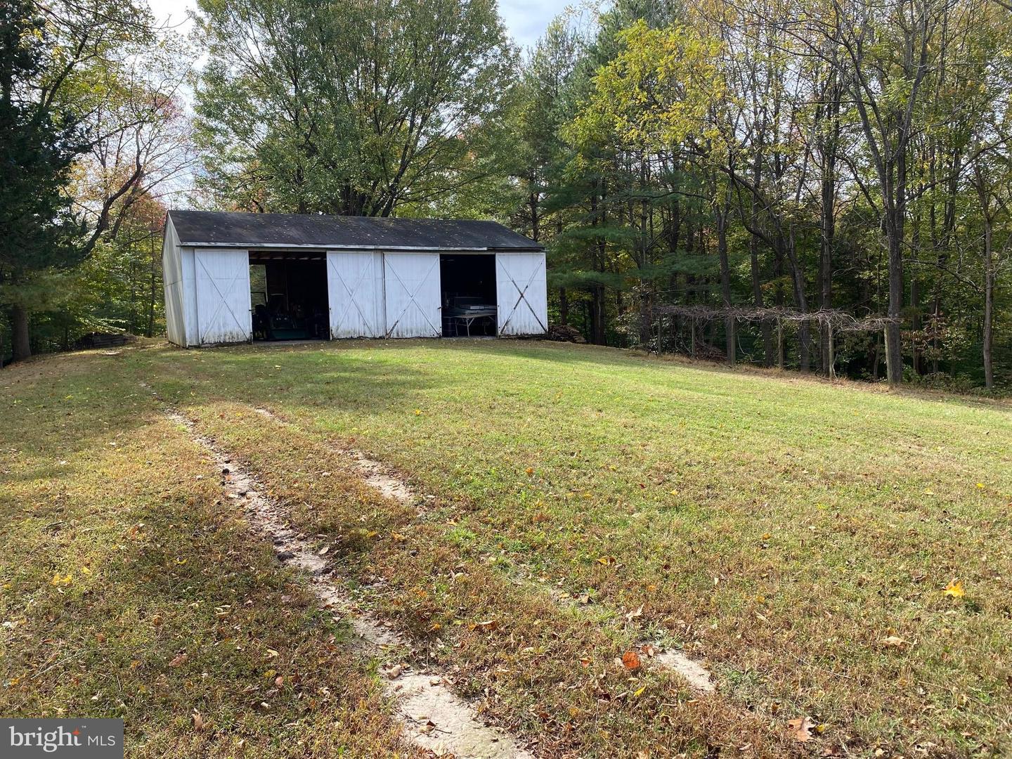 2202 BELVEDERE DR, KING GEORGE, Virginia 22485, 2 Bedrooms Bedrooms, 9 Rooms Rooms,1 BathroomBathrooms,Residential,For sale,2202 BELVEDERE DR,VAKG2007526 MLS # VAKG2007526