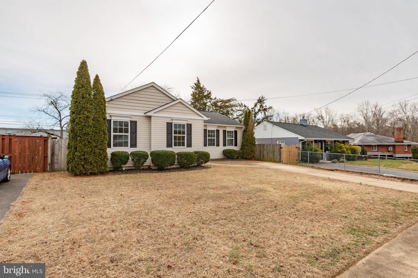 604 WOODFORD ST, FREDERICKSBURG, Virginia 22401, 3 Bedrooms Bedrooms, ,2 BathroomsBathrooms,Residential,For sale,604 WOODFORD ST,VAFB2009546 MLS # VAFB2009546