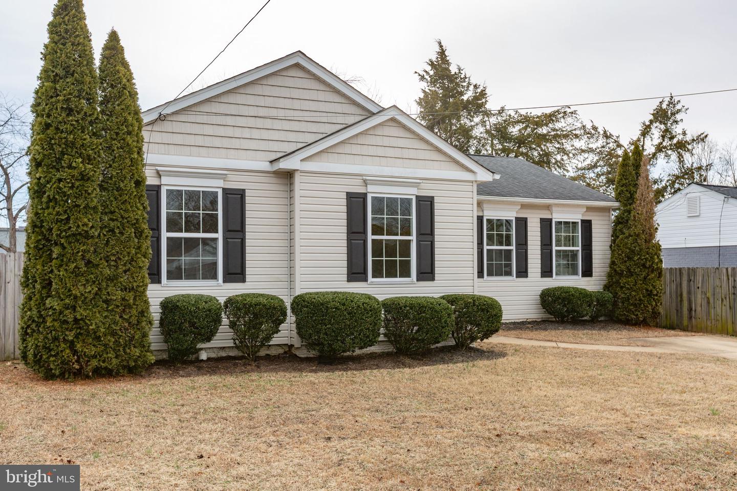 604 WOODFORD ST, FREDERICKSBURG, Virginia 22401, 3 Bedrooms Bedrooms, ,2 BathroomsBathrooms,Residential,For sale,604 WOODFORD ST,VAFB2009546 MLS # VAFB2009546