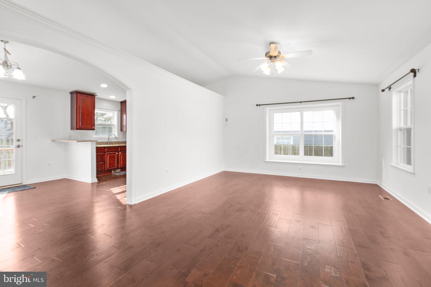 604 WOODFORD ST, FREDERICKSBURG, Virginia 22401, 3 Bedrooms Bedrooms, ,2 BathroomsBathrooms,Residential,For sale,604 WOODFORD ST,VAFB2009546 MLS # VAFB2009546