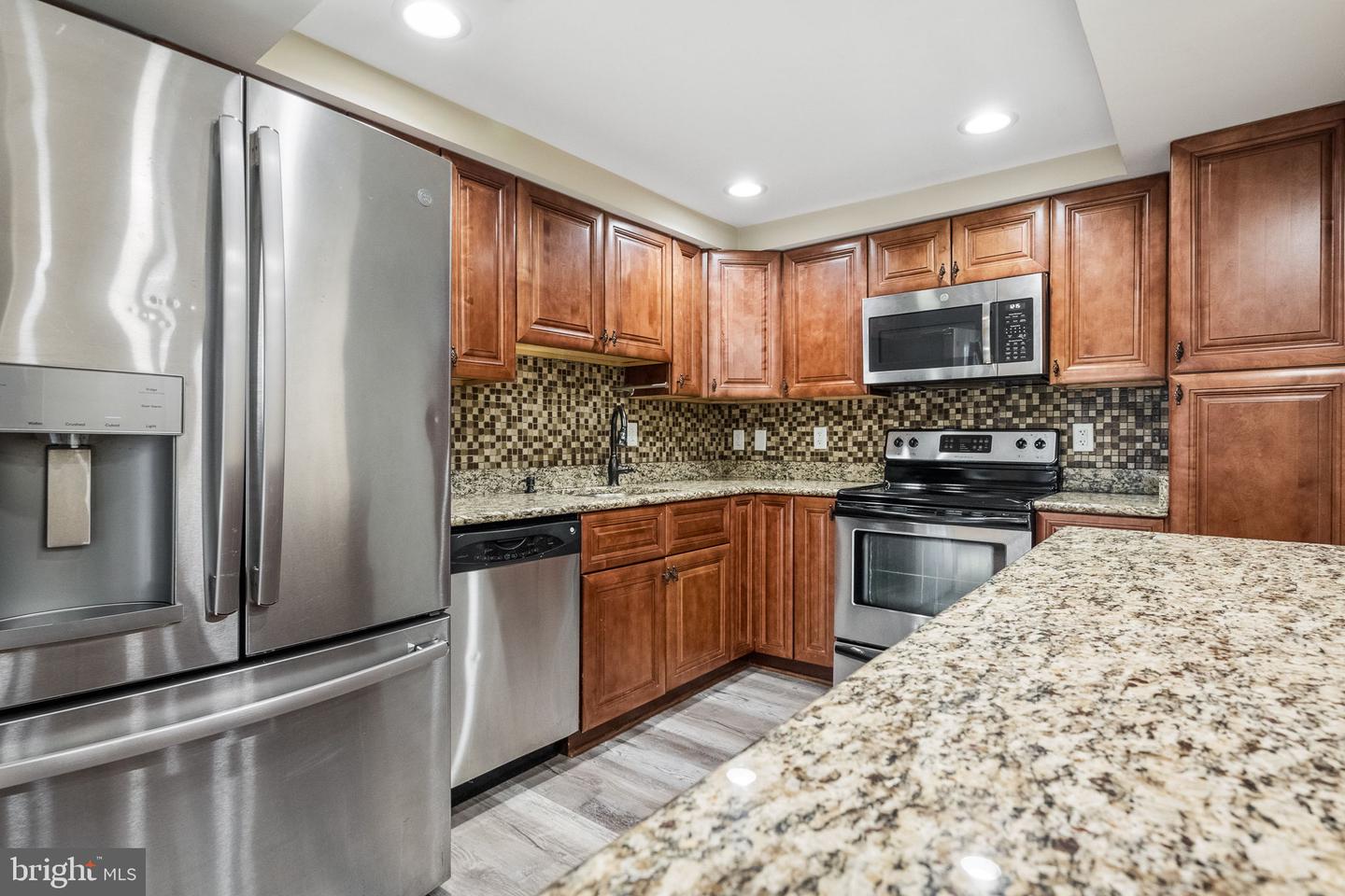 86 SUGARLAND RUN DR, STERLING, Virginia 20164, 3 Bedrooms Bedrooms, ,3 BathroomsBathrooms,Residential,For sale,86 SUGARLAND RUN DR,VALO2100832 MLS # VALO2100832