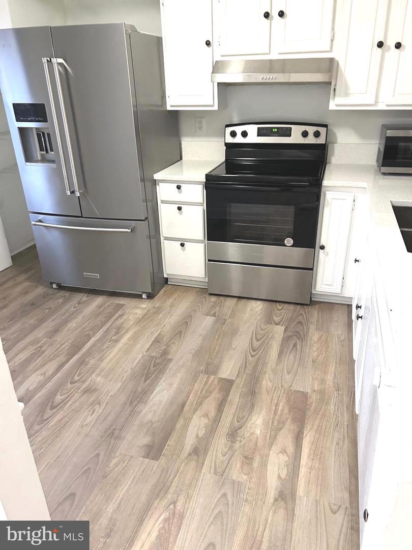 6363 GENERALS CT, CENTREVILLE, Virginia 20121, 3 Bedrooms Bedrooms, ,2 BathroomsBathrooms,Residential,For sale,6363 GENERALS CT,VAFX2282486 MLS # VAFX2282486