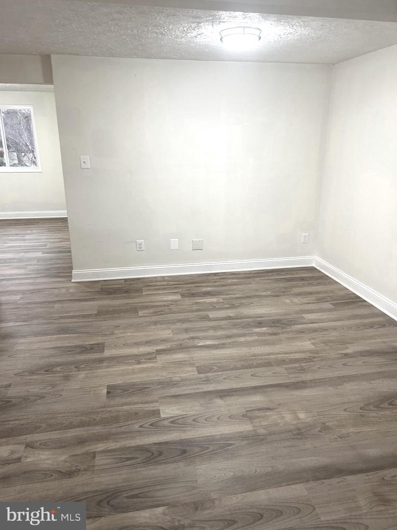 6363 GENERALS CT, CENTREVILLE, Virginia 20121, 3 Bedrooms Bedrooms, ,2 BathroomsBathrooms,Residential,For sale,6363 GENERALS CT,VAFX2282486 MLS # VAFX2282486