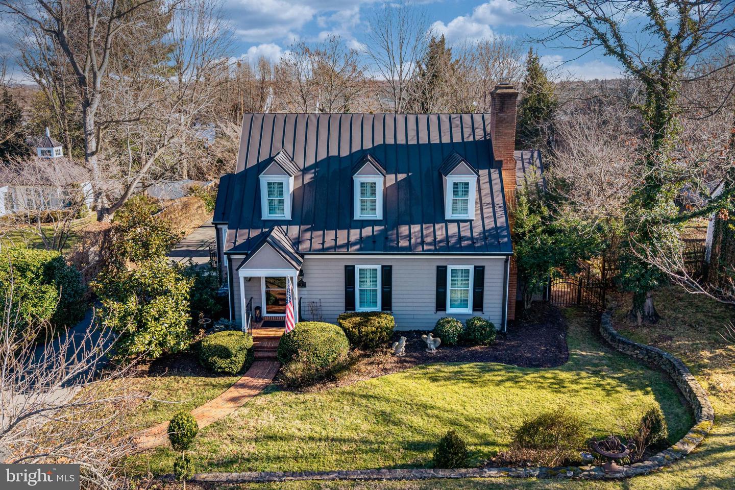 5 CHINN LN, MIDDLEBURG, Virginia 20117, 3 Bedrooms Bedrooms, ,2 BathroomsBathrooms,Residential,For sale,5 CHINN LN,VALO2112436 MLS # VALO2112436