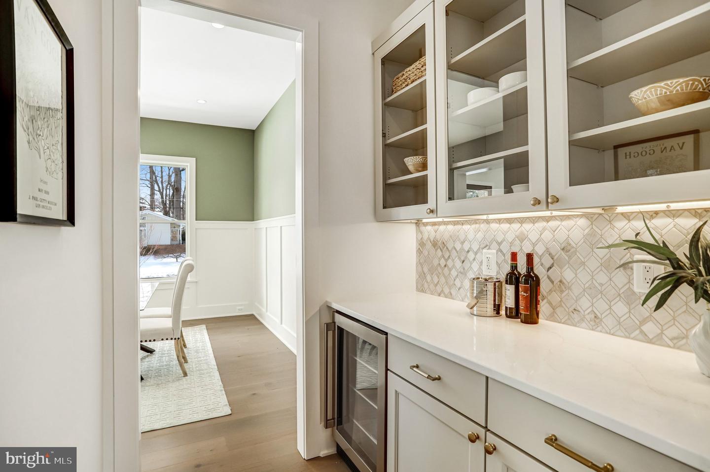 2633 WOOSTER CT, VIENNA, Virginia 22180, 5 Bedrooms Bedrooms, 25 Rooms Rooms,5 BathroomsBathrooms,Residential,For sale,2633 WOOSTER CT,VAFX2282794 MLS # VAFX2282794