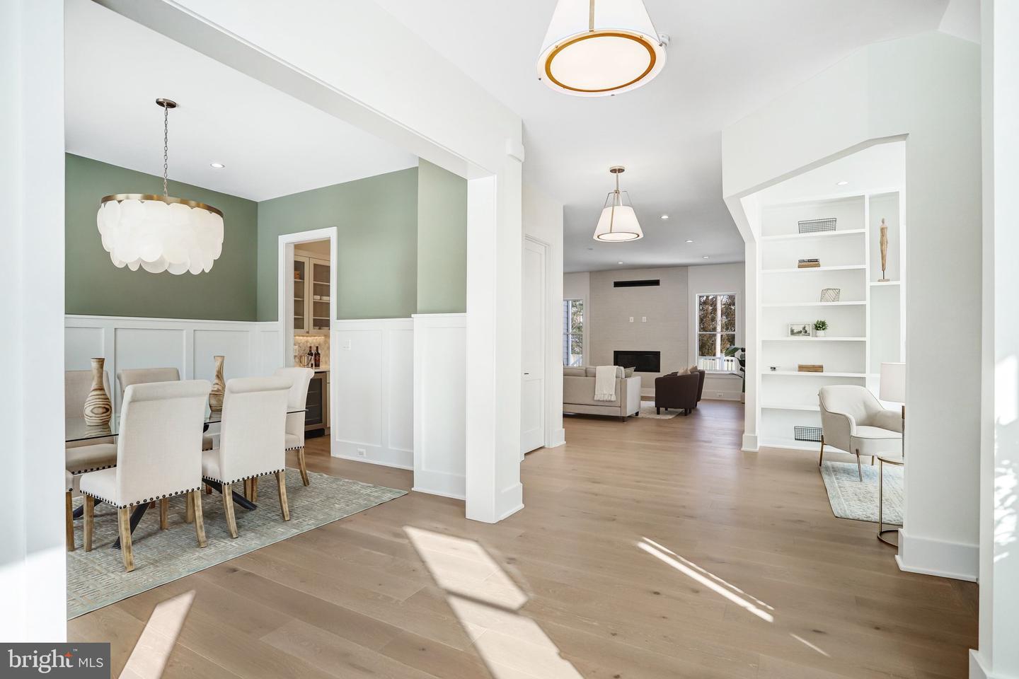 2633 WOOSTER CT, VIENNA, Virginia 22180, 5 Bedrooms Bedrooms, 25 Rooms Rooms,5 BathroomsBathrooms,Residential,For sale,2633 WOOSTER CT,VAFX2282794 MLS # VAFX2282794