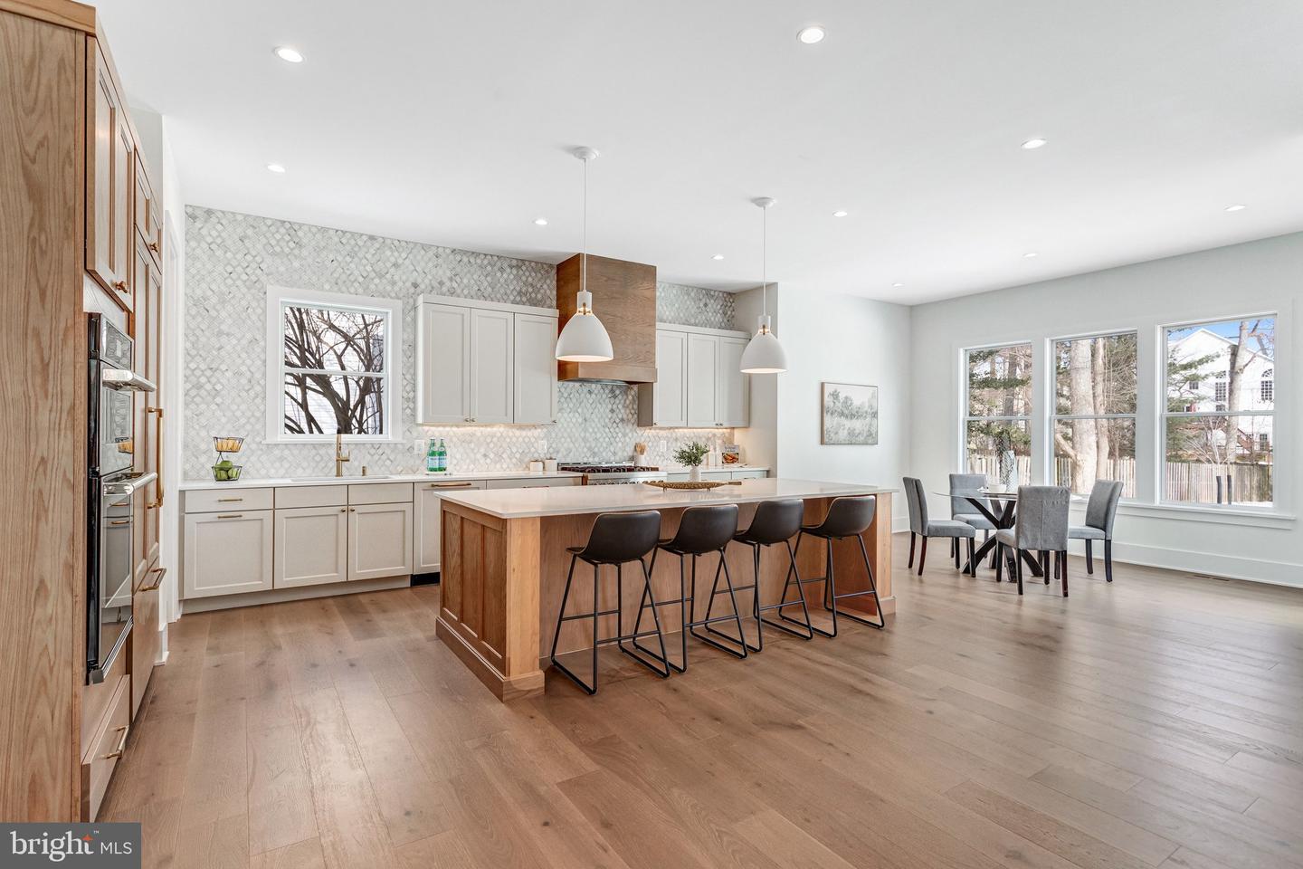 2633 WOOSTER CT, VIENNA, Virginia 22180, 5 Bedrooms Bedrooms, 25 Rooms Rooms,5 BathroomsBathrooms,Residential,For sale,2633 WOOSTER CT,VAFX2282794 MLS # VAFX2282794