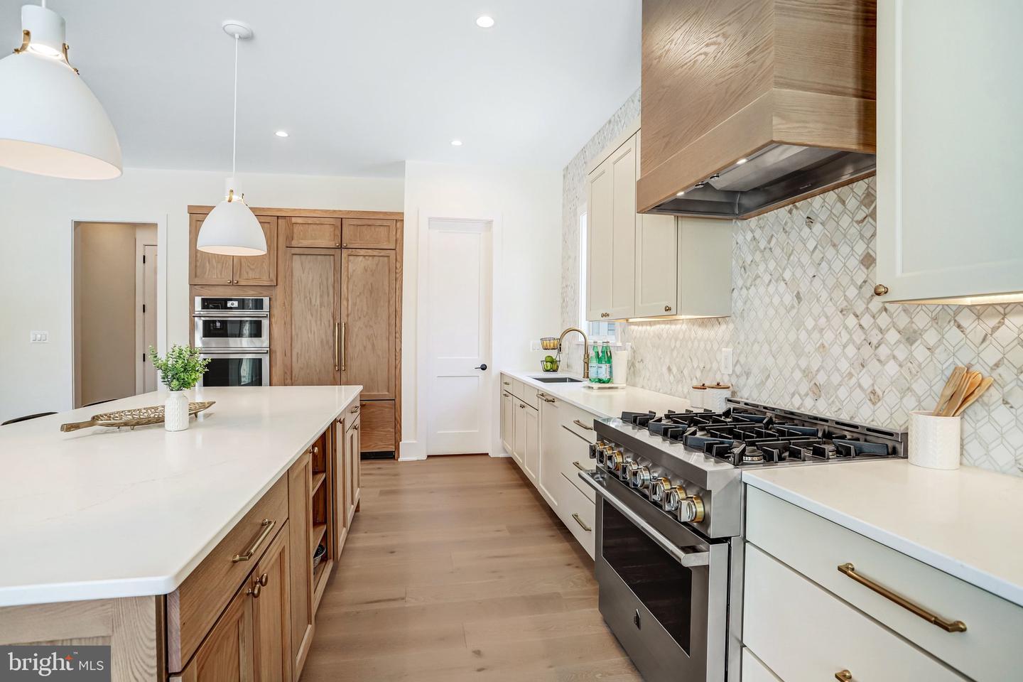 2633 WOOSTER CT, VIENNA, Virginia 22180, 5 Bedrooms Bedrooms, 25 Rooms Rooms,5 BathroomsBathrooms,Residential,For sale,2633 WOOSTER CT,VAFX2282794 MLS # VAFX2282794