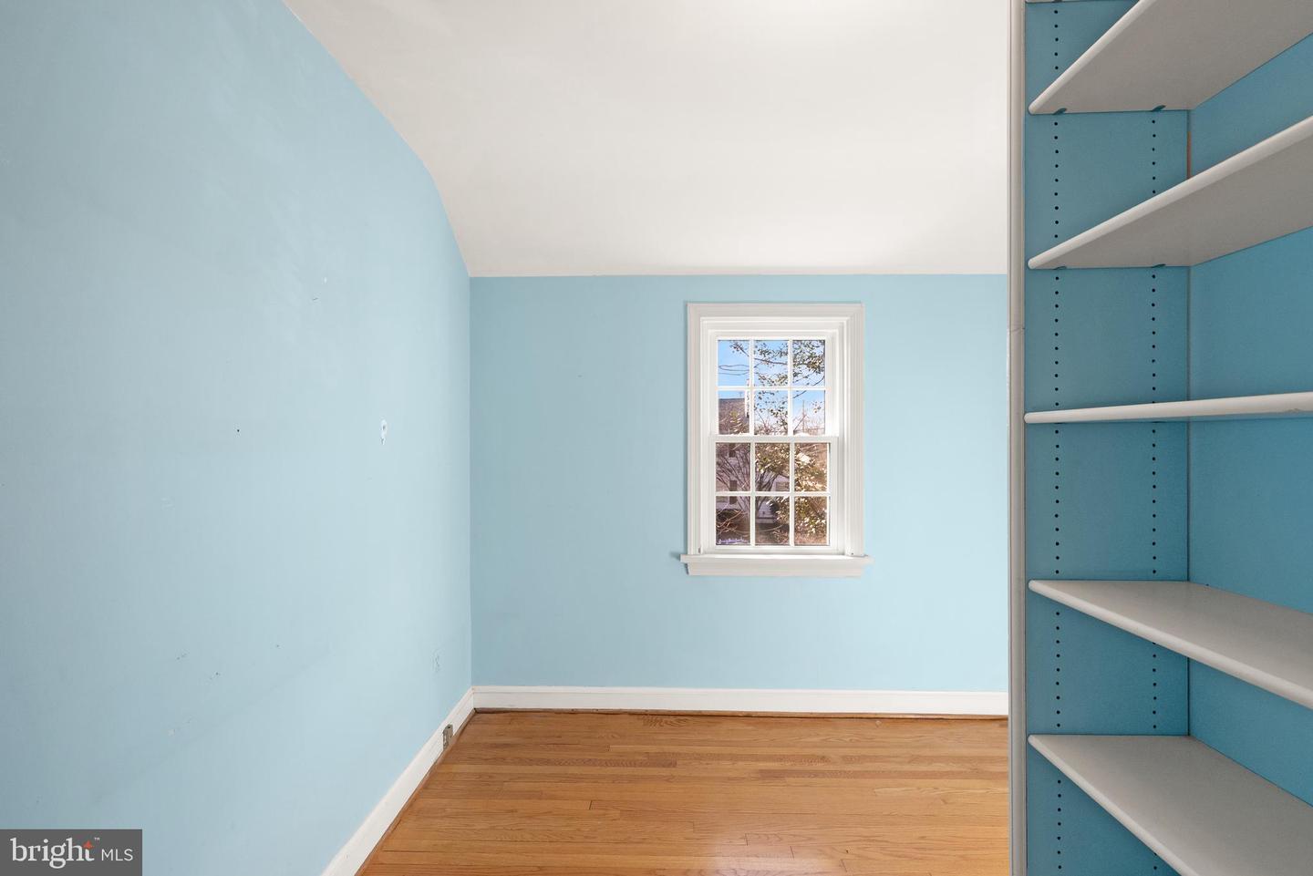 2235 N COLUMBUS ST, ARLINGTON, Virginia 22207, 3 Bedrooms Bedrooms, ,2 BathroomsBathrooms,Residential,For sale,2235 N COLUMBUS ST,VAAR2067258 MLS # VAAR2067258