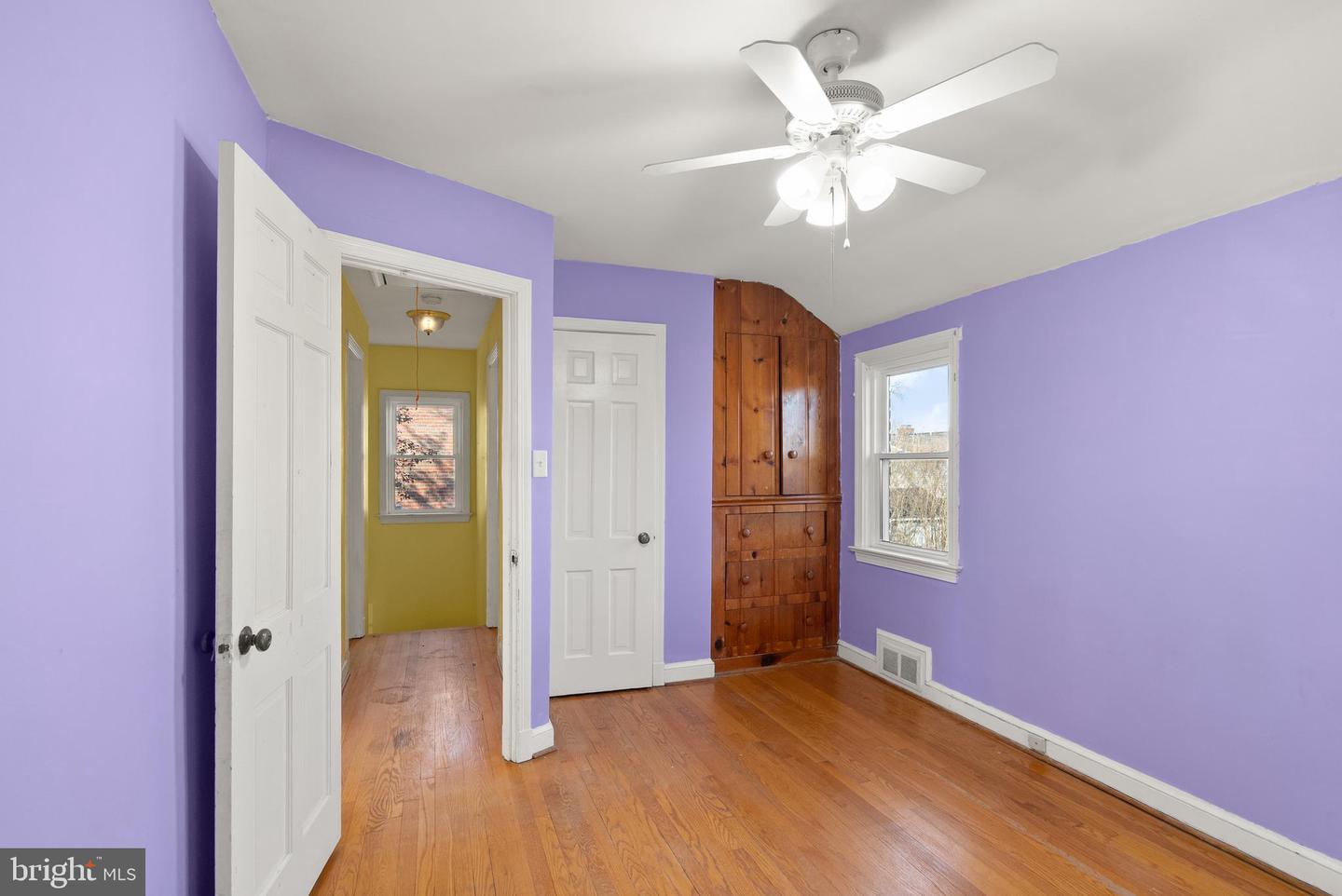 2235 N COLUMBUS ST, ARLINGTON, Virginia 22207, 3 Bedrooms Bedrooms, ,2 BathroomsBathrooms,Residential,For sale,2235 N COLUMBUS ST,VAAR2067258 MLS # VAAR2067258