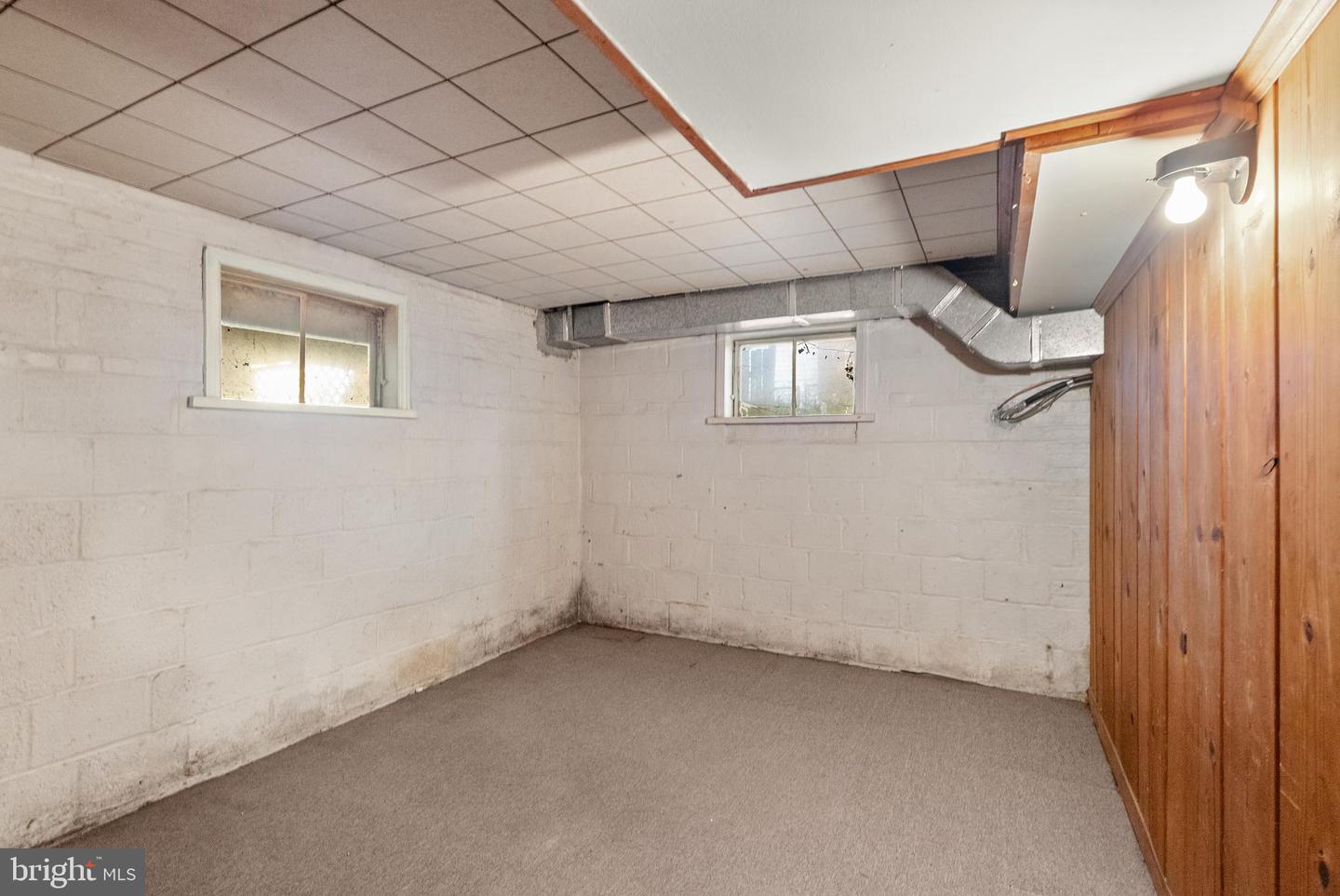 2235 N COLUMBUS ST, ARLINGTON, Virginia 22207, 3 Bedrooms Bedrooms, ,2 BathroomsBathrooms,Residential,For sale,2235 N COLUMBUS ST,VAAR2067258 MLS # VAAR2067258