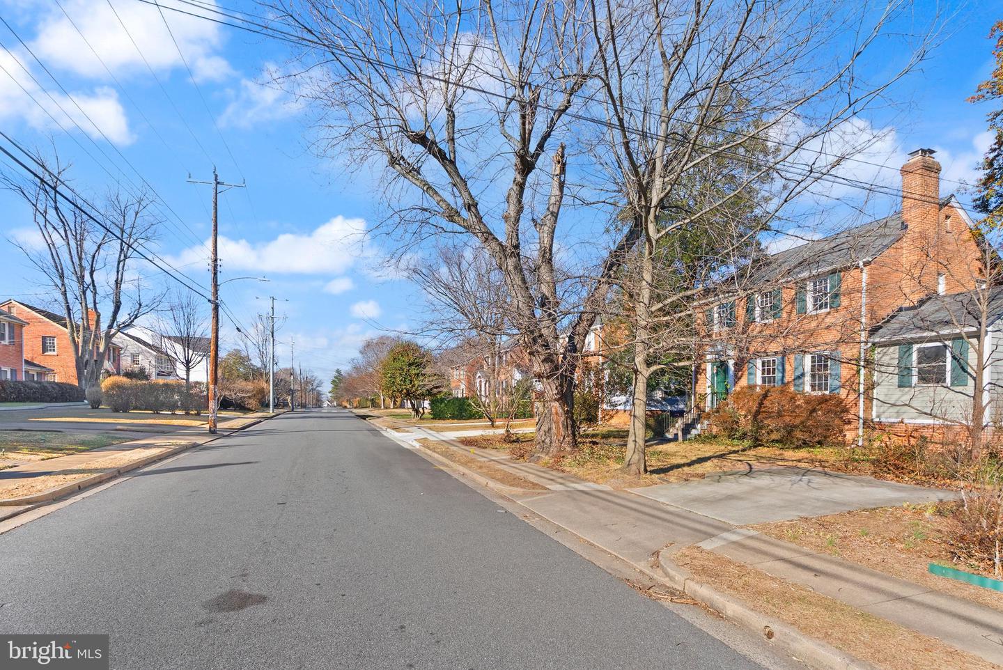 2235 N COLUMBUS ST, ARLINGTON, Virginia 22207, 3 Bedrooms Bedrooms, ,2 BathroomsBathrooms,Residential,For sale,2235 N COLUMBUS ST,VAAR2067258 MLS # VAAR2067258