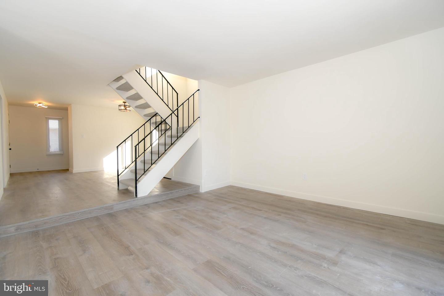 7516 PURDUE CT, MANASSAS, Virginia 20109, 3 Bedrooms Bedrooms, ,2 BathroomsBathrooms,Residential,For sale,7516 PURDUE CT,VAPW2110068 MLS # VAPW2110068