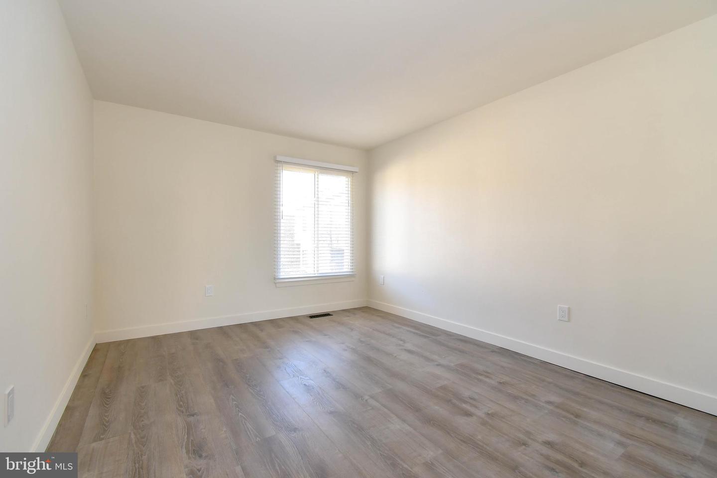 7516 PURDUE CT, MANASSAS, Virginia 20109, 3 Bedrooms Bedrooms, ,2 BathroomsBathrooms,Residential,For sale,7516 PURDUE CT,VAPW2110068 MLS # VAPW2110068