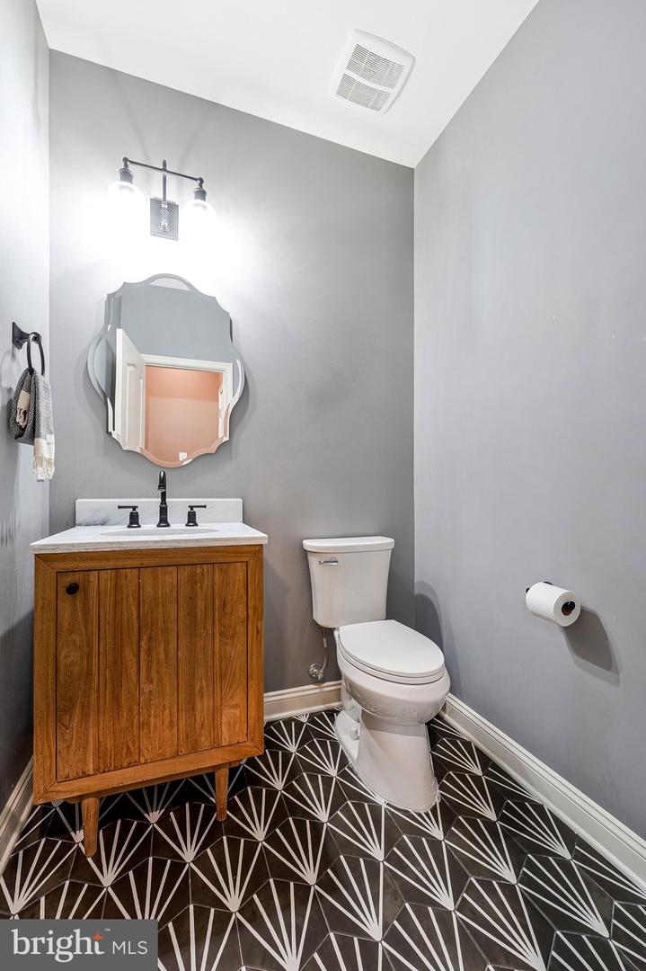 42206 BUNKER WOODS PL, BRAMBLETON, Virginia 20148, 5 Bedrooms Bedrooms, ,4 BathroomsBathrooms,Residential,For sale,42206 BUNKER WOODS PL,VALO2113508 MLS # VALO2113508