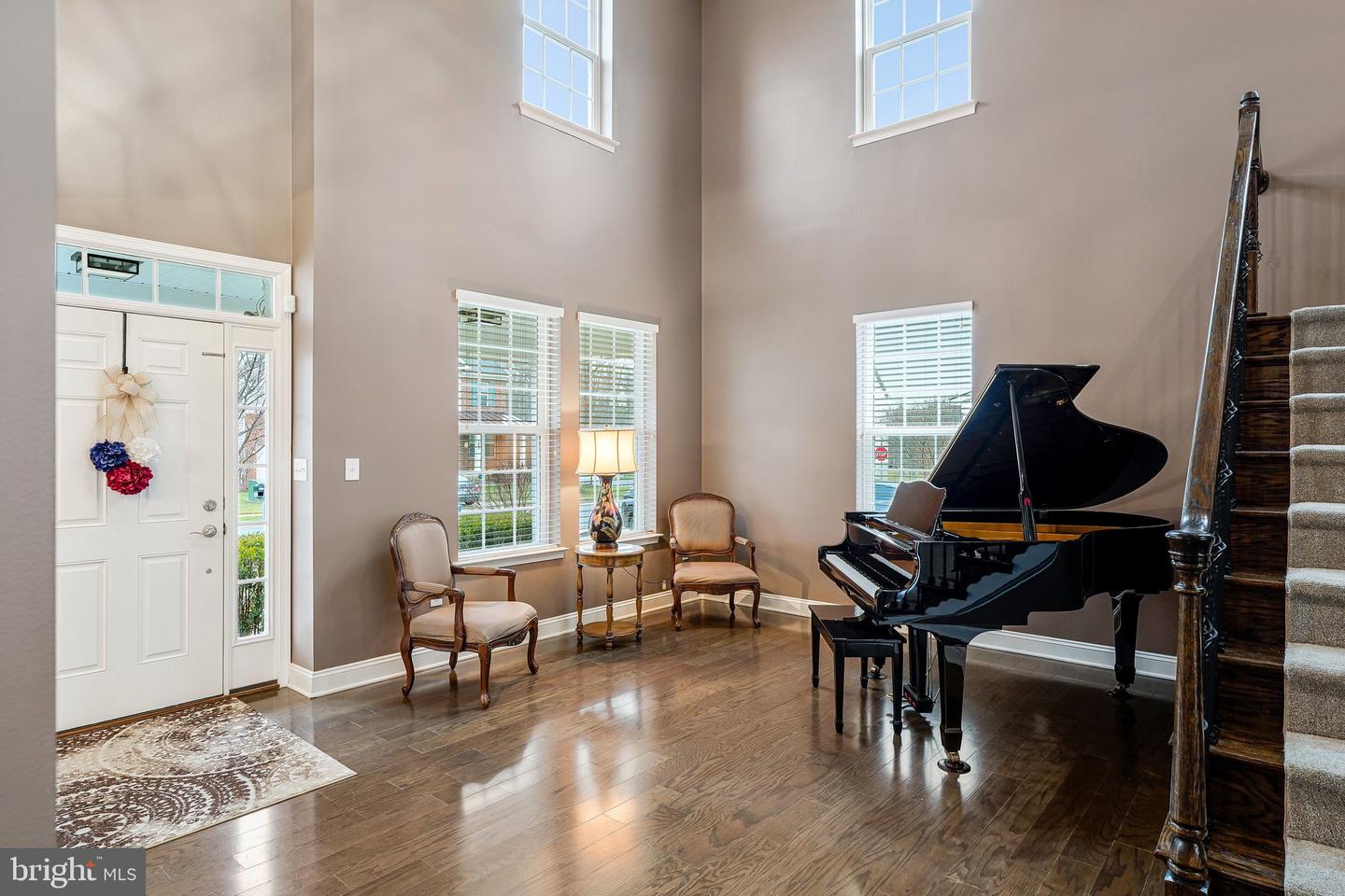 42206 BUNKER WOODS PL, BRAMBLETON, Virginia 20148, 5 Bedrooms Bedrooms, ,4 BathroomsBathrooms,Residential,For sale,42206 BUNKER WOODS PL,VALO2113508 MLS # VALO2113508