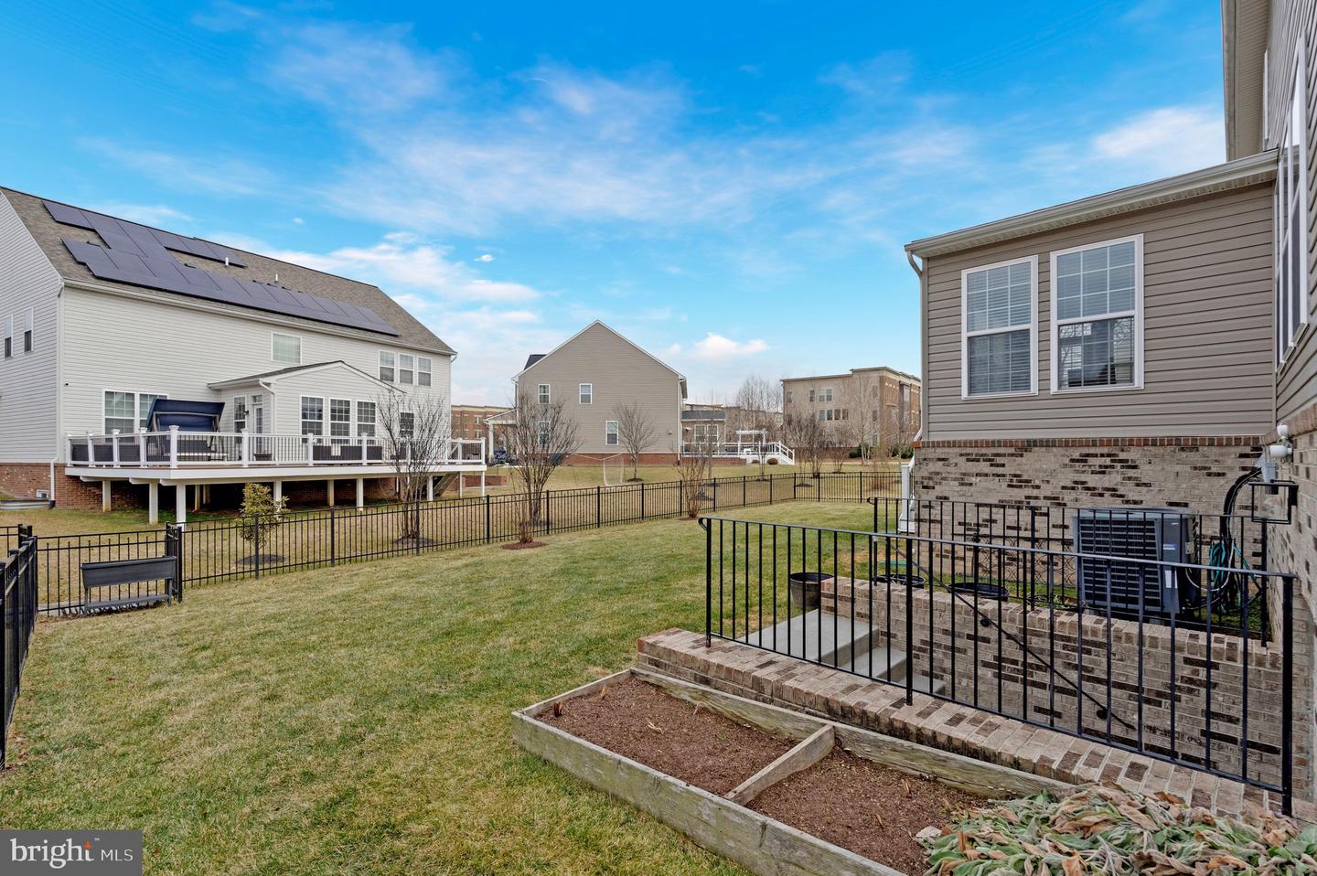 42206 BUNKER WOODS PL, BRAMBLETON, Virginia 20148, 5 Bedrooms Bedrooms, ,4 BathroomsBathrooms,Residential,For sale,42206 BUNKER WOODS PL,VALO2113508 MLS # VALO2113508